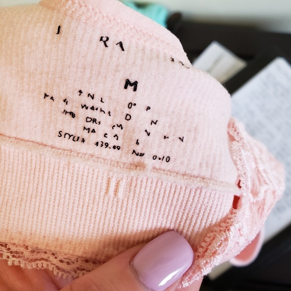 💜 2 Bralettes - Picture 5 of 5